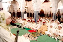 Image du Maroc Professionnelle de  SM le Roi, Amir Al-Mouminine, préside une veillée religieuse en commémoration de Laylat Al-Qadr "la nuit du destin" , à Rabat, Mercredi 5 Juin 2019 (Photo/ SPPR) via Jalilbounhar.com 